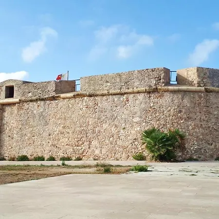 Trafalgar - Casita En Pueblo Marinero Apartman